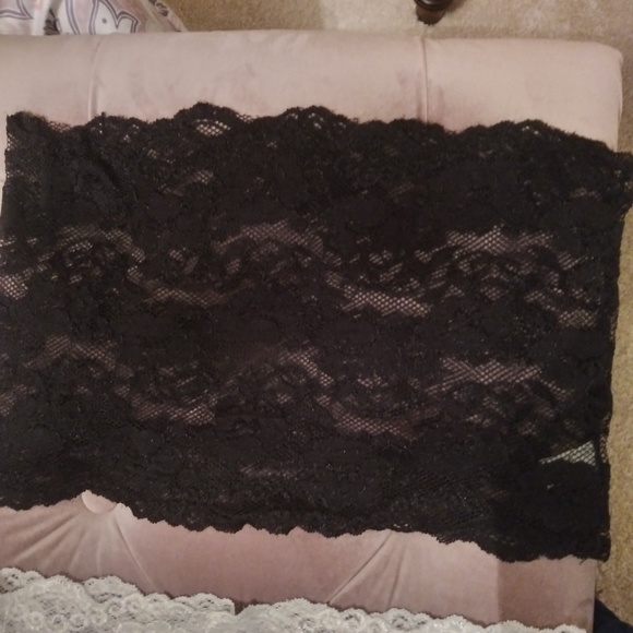 2 Camisoles black white lace - Picture 2 of 5